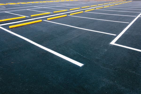 Asphalt Parking Lot Sealing in Redmond