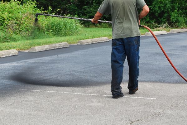 Lot Sealcoating in Redmond