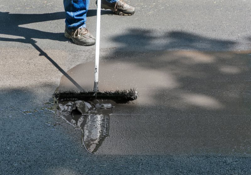 Professional Asphalt Sealing